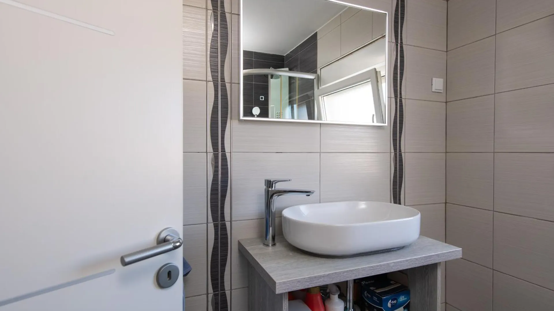 וודניאן Villa Hugo