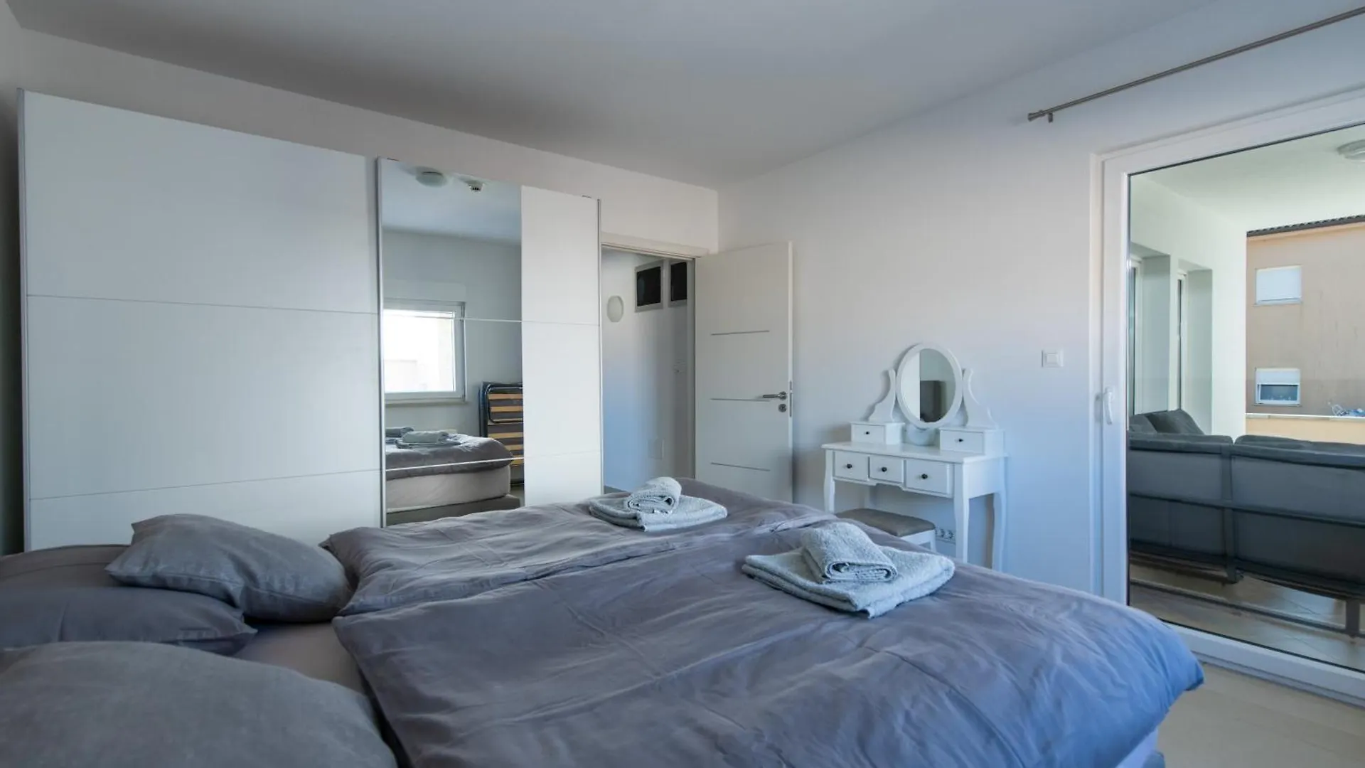 וודניאן Villa Hugo